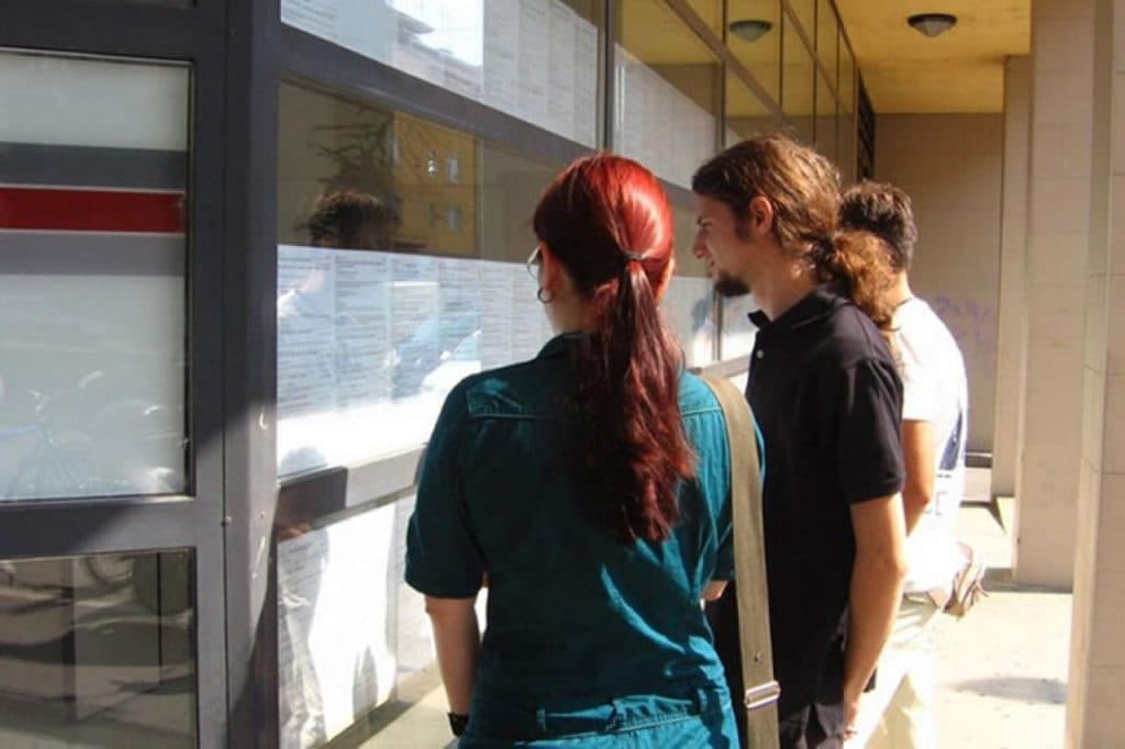 Ilustracija članka: Od 361.774 nezaposlenih u BiH, oko 58% žena