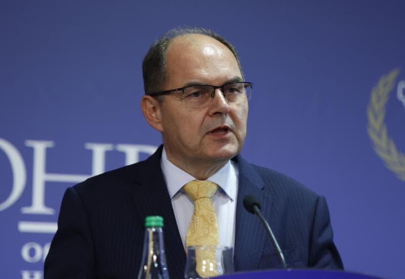 Ilustracija članka: Schmidt objasnio zašto je nametnuo promjene u BiH i najavio nove