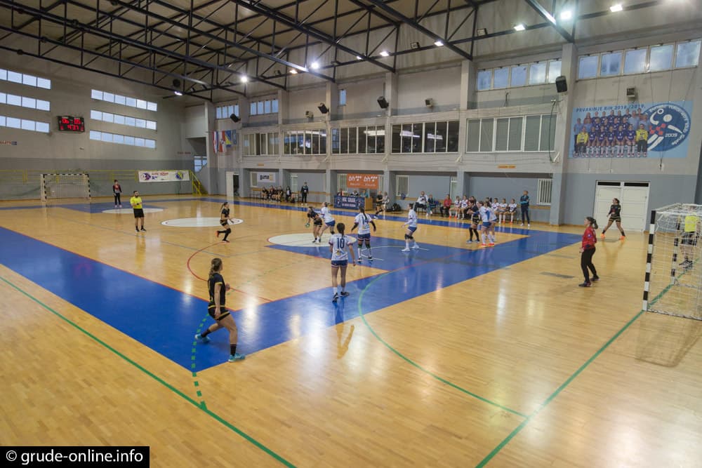 Ilustracija članka: Derbi jeseni u Grudama