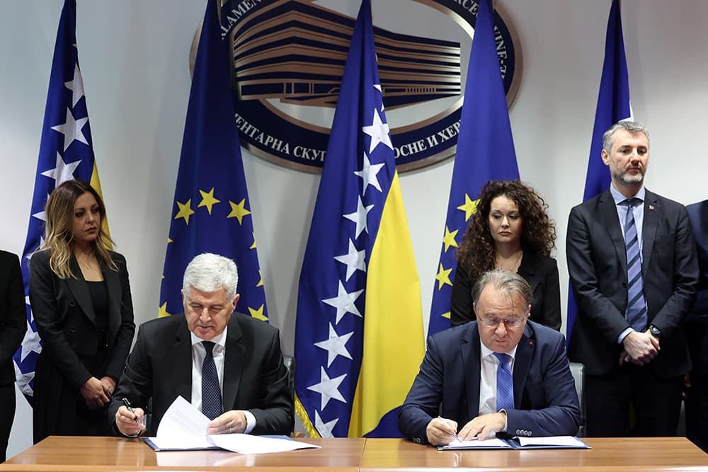 Ilustracija članka: Čović i Nikšić potpisali sporazum o formiranju vlasti
