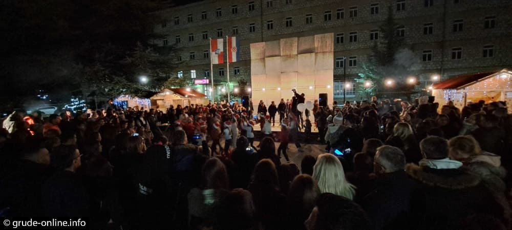 Ilustracija članka: Pogledajte program humanitarne manifestacije u Grudama “Božić svima”