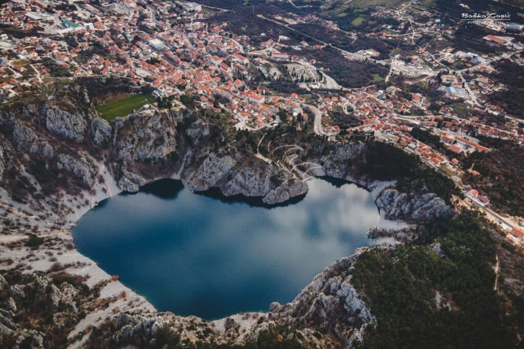 Ilustracija članka: Od jeseni će Geopark Biokovo – Imotska jezera postati dio UNESCO-ove svjetske mreže