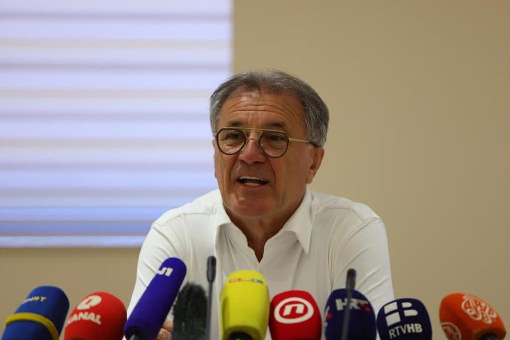 Ilustracija članka: Mamić: Povlačim se iz borbe za Dinamo
