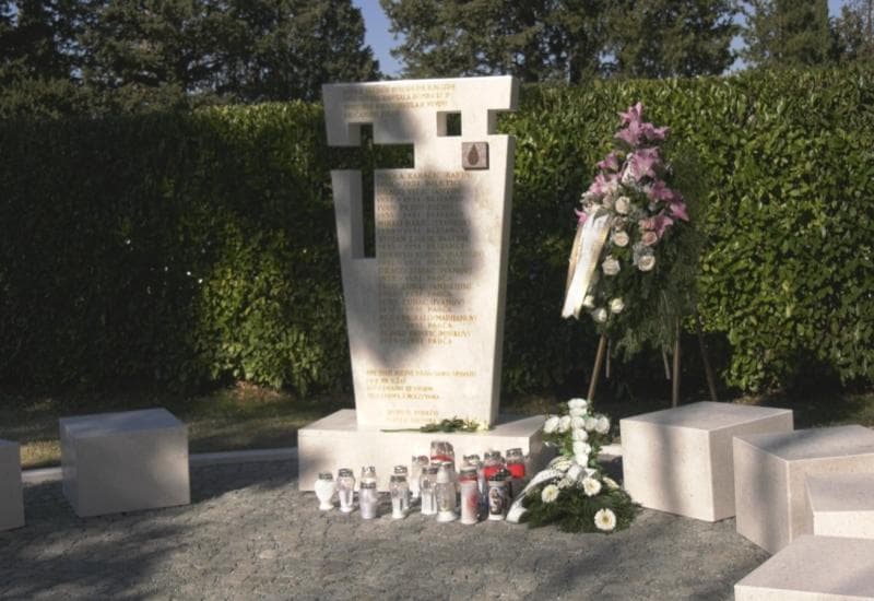 Ilustracija članka: Otkriven spomenik za učenike koji su poginuli u eksploziji 1951. u Čitluku