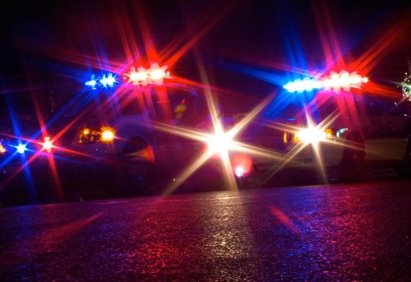 Ilustracija članka: Četvero mrtvih u nesreći kod Sinja, sletjeli s ceste i zabili se u zid