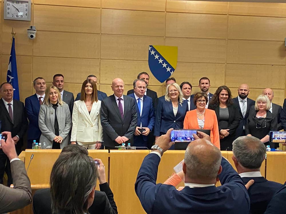 Ilustracija članka: Imenovana nova Vlada Federacije BiH, Nermin Nikšić novi premijer