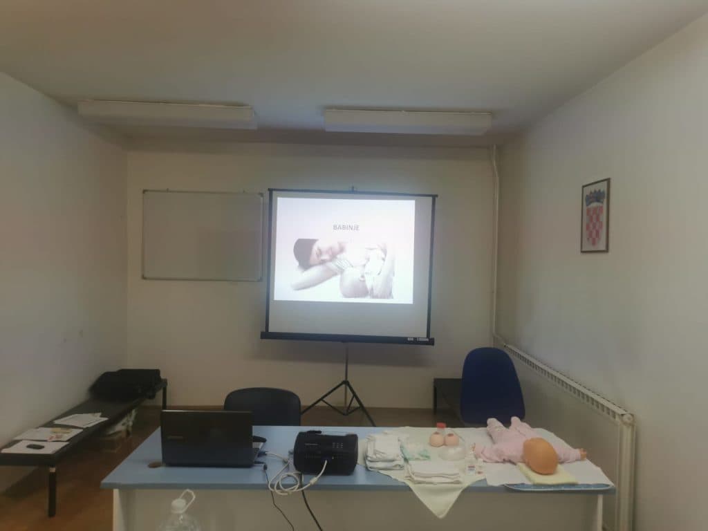 Ilustracija članka: I u ovom mjesecu patronažne sestre DZ Imotski organiziraju besplatan tečaj za trudnice