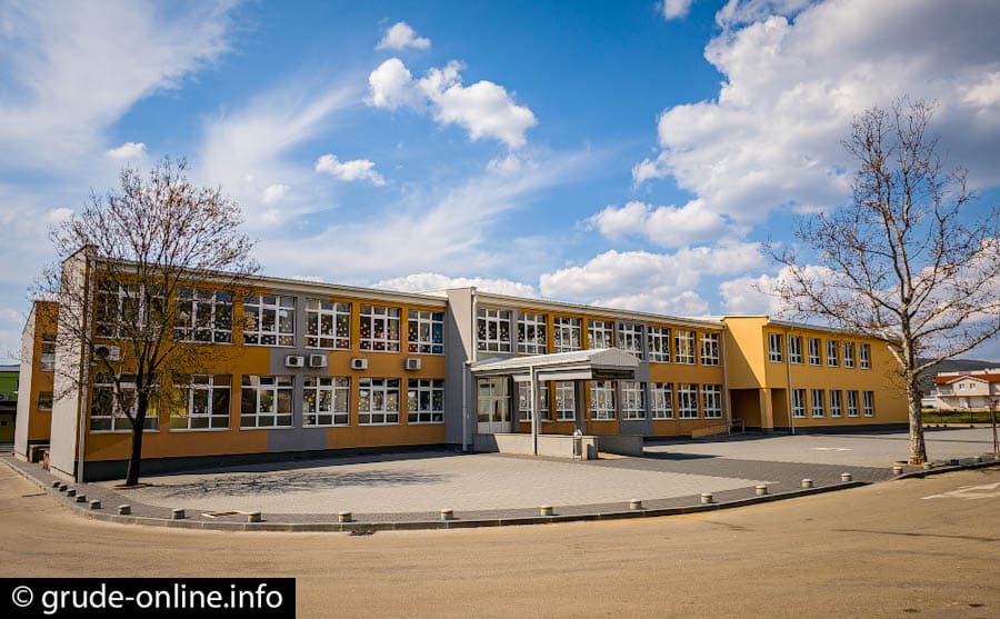 Ilustracija članka: Sindikat uposlenih u osnovnim školama ŽZH: Ako ne dođe do pomaka, otvorena je i opcija generalnog štrajka