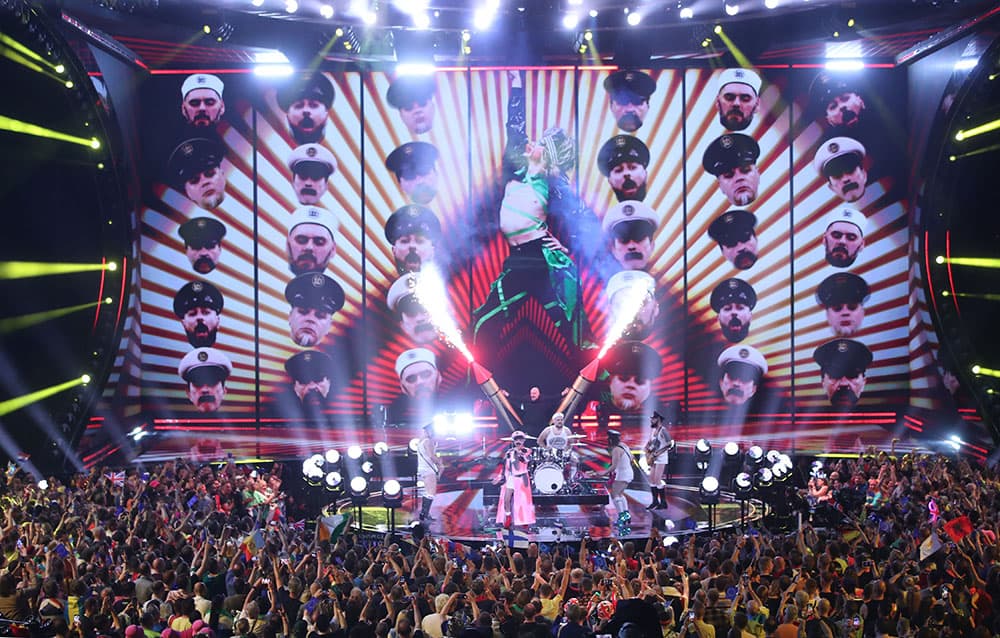 Ilustracija članka: Let 3 prošao u finale Eurosonga