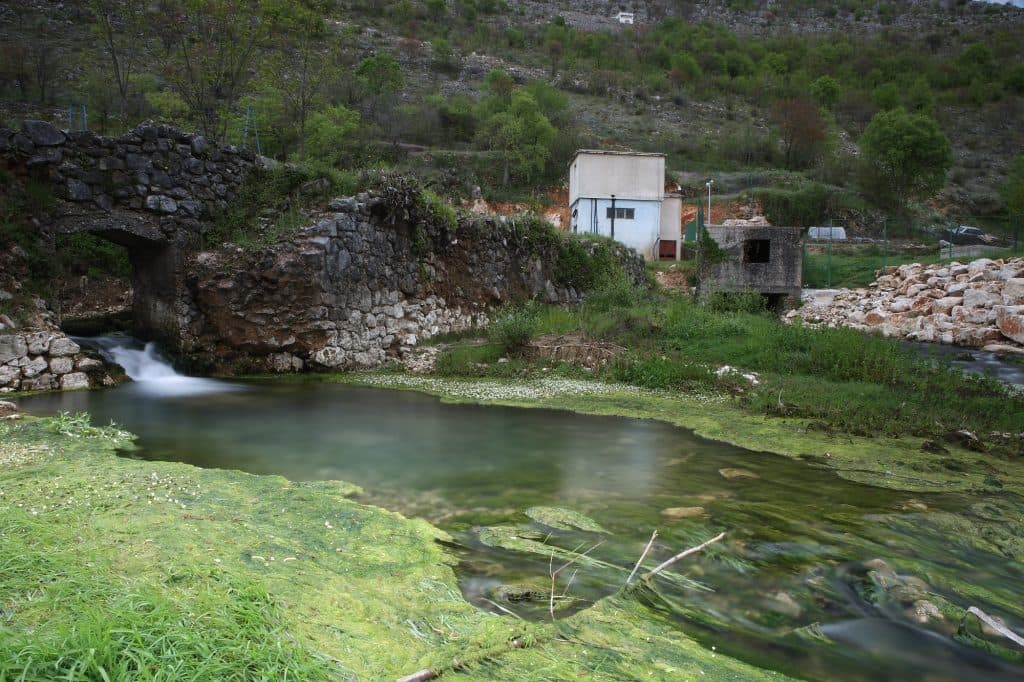 Ilustracija članka: Za vodovode u Š. Brijegu, Ljubuškom, Grudama i Posušju 200.000 maraka
