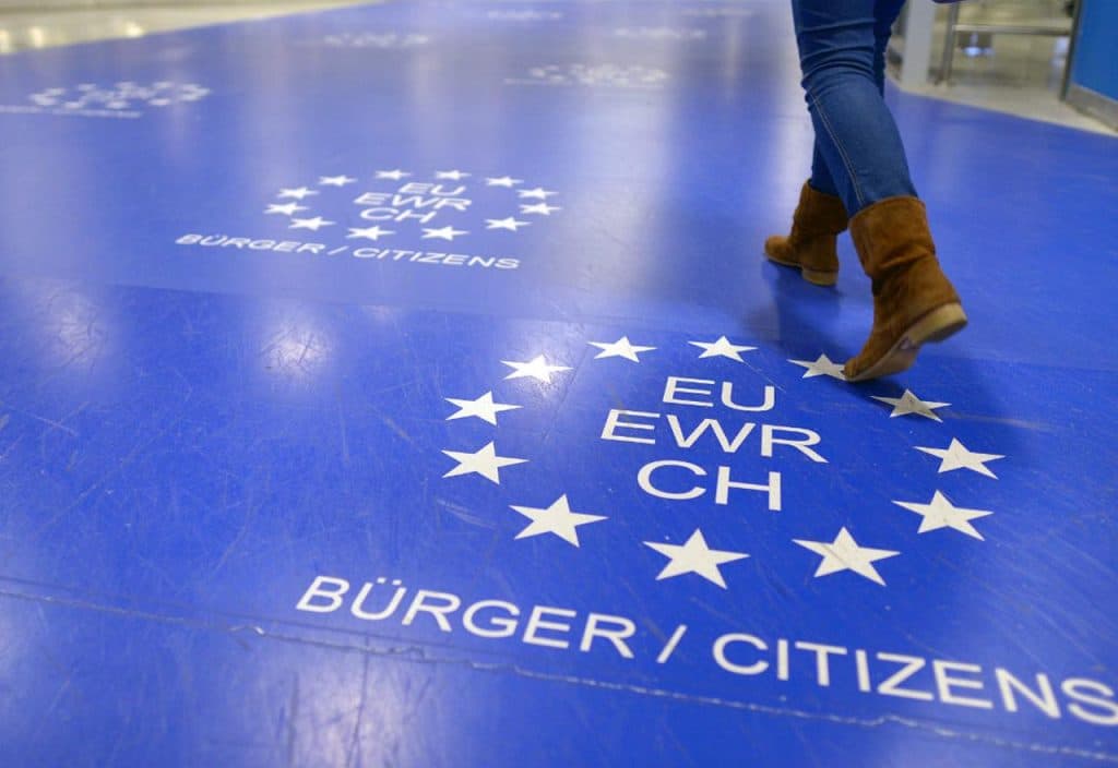 Ilustracija članka: Od 2024. godine državljanima BiH za ulazak u EU će trebati potvrda