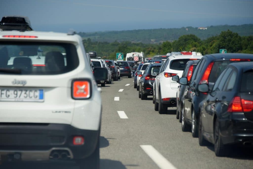 Ilustracija članka: Udarni vikend u BiH, iseljenici se masovno vraćaju u domovinu