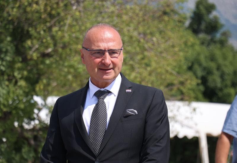 Ilustracija članka: Grlić Radman: Hrvati u BiH moraju imati jednaka prava kao i svi ostali narodi