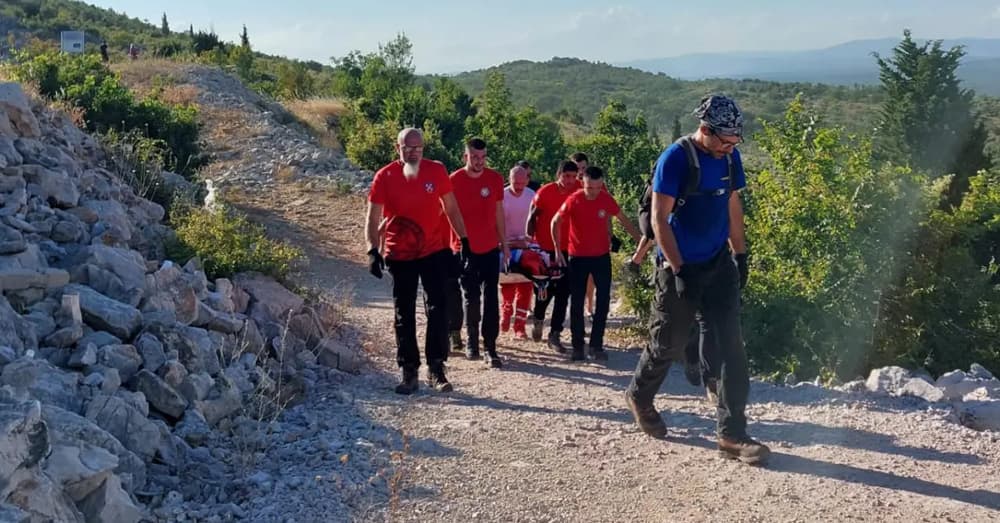 Ilustracija članka: Nesreća pilota zmaja u Ljubuškom: Strani državljanin teško ozlijeđen