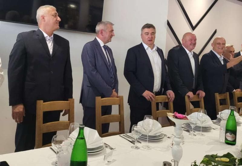 Ilustracija članka: Milanović odlikovao Poskok bojnu HVO-a