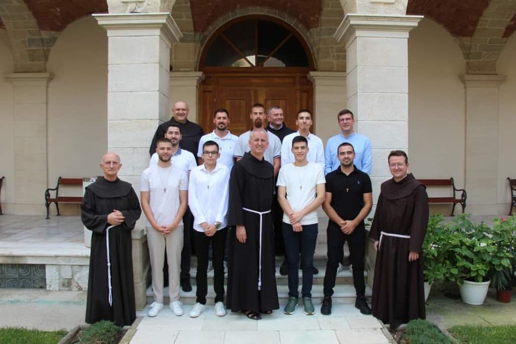Ilustracija članka: U postulaturu Hercegovačke franjevačke provincije primljeno devet kandidata