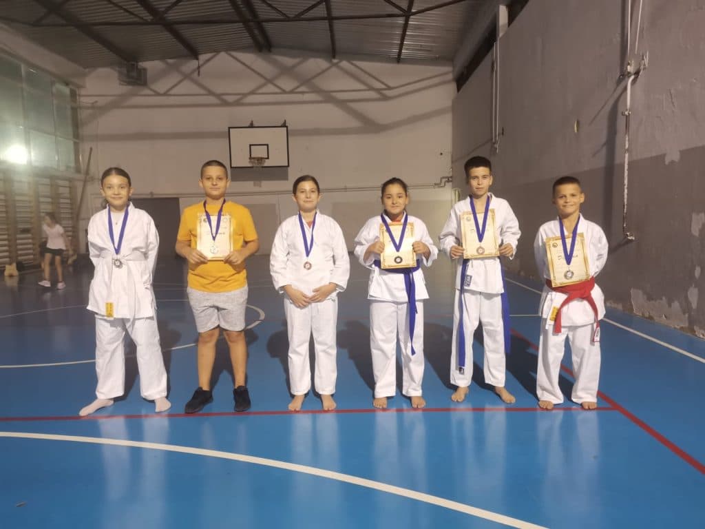 Ilustracija članka: Odličan nastup članova Karate kluba Grude na natjecanju u Širokom Brijegu