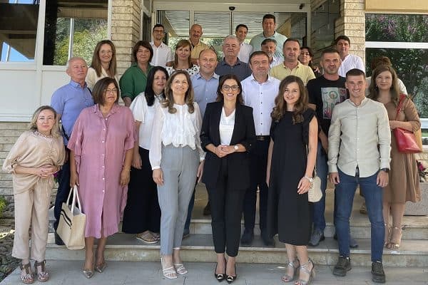 Ilustracija članka: Ministrica Perić održala sastanak s ravnateljima škola s područja ŽZH