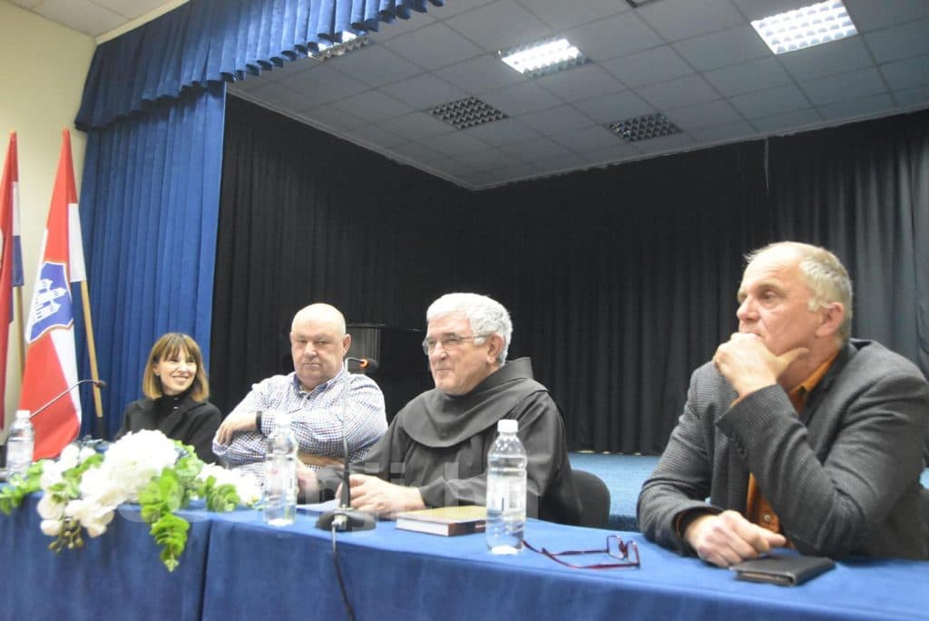 Ilustracija članka: U Grudama predstavljena knjiga Damira Zorića