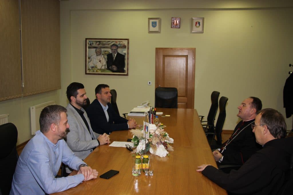 Ilustracija članka: Monsinjor Petar Palić posjetio Općinu Posušje