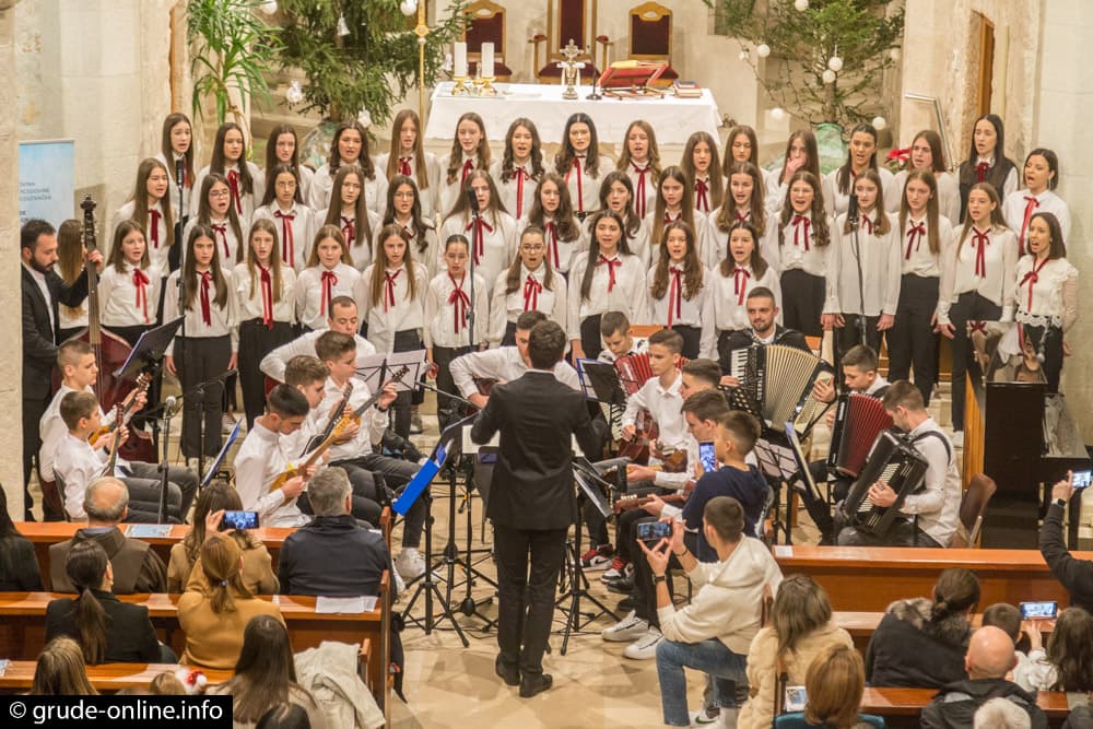 Ilustracija članka: U četvrtak Božićni koncert Glazbene škole Grude