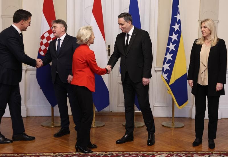 Ilustracija članka: Komšić tražio da se ne otvore pregovori s BiH?!