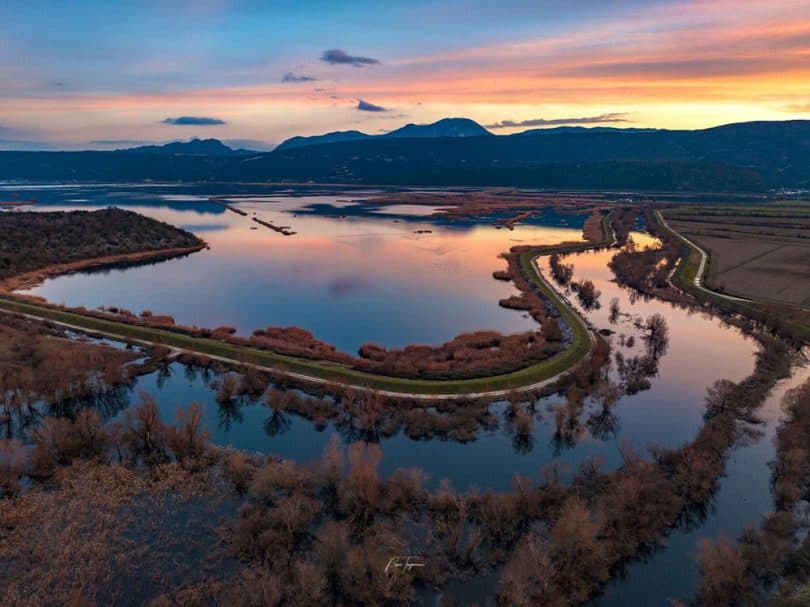 Ilustracija članka: Hutovu blatu prijeti presušivanje