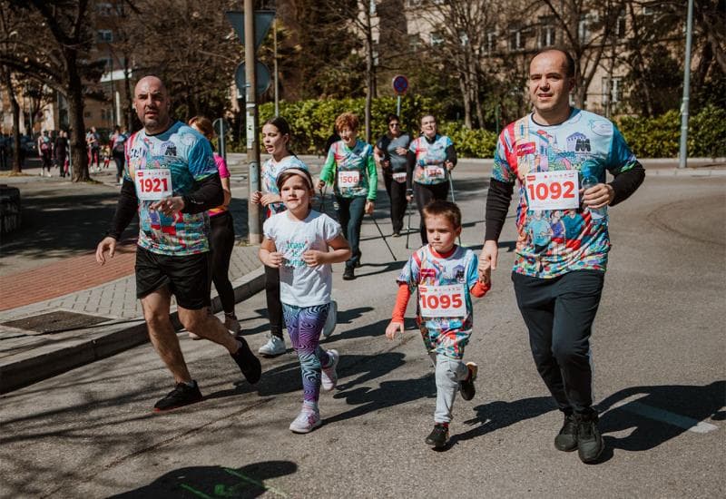 Ilustracija članka: Mostar: Humanitarna utrka trči se za opremanje dnevne sobe na Pedijatriji