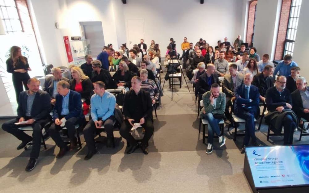 Ilustracija članka: Stručni skup Kirurga – Karcinom debelog crijeva treći po učestalosti kod muškaraca i žena