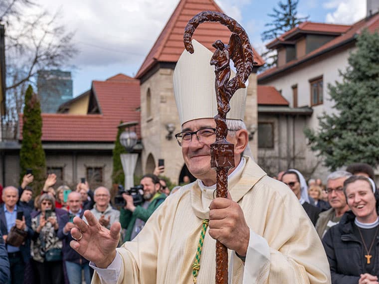 Ilustracija članka: Biskup Majić: Bojim se da je BiH žrtva globalne politike moćnika