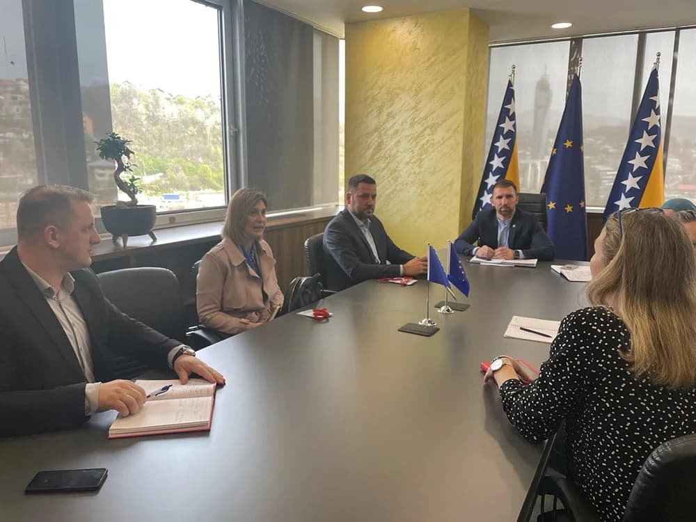 Ilustracija članka: Podršku porodiljama od 1.000 KM realizirati uz minimalnu dokumentaciju