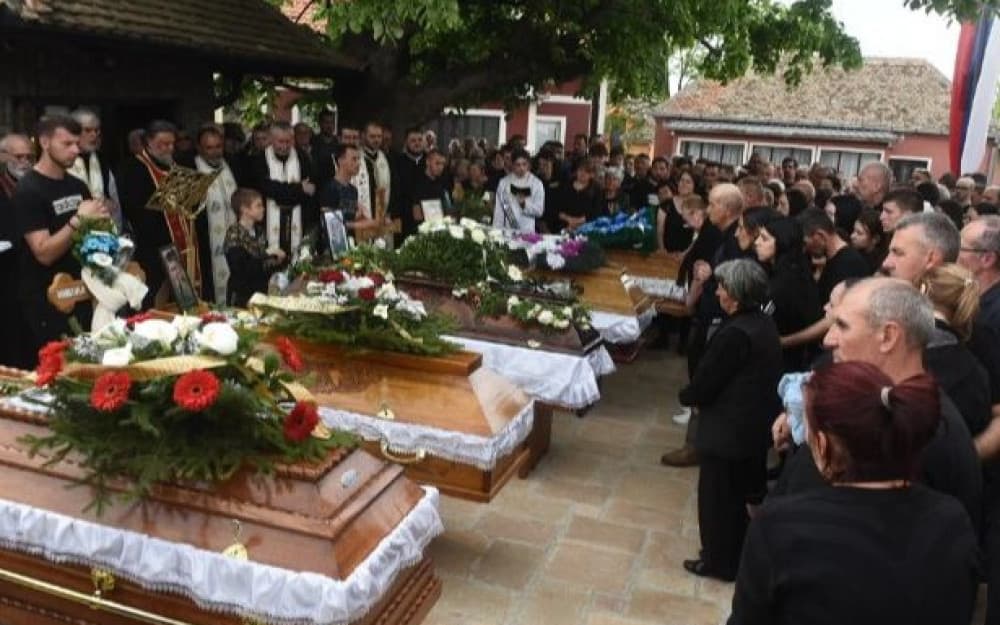 Ilustracija članka: Troškovi života sve skuplji, visoke cijene nisu zaobišle ni pokope