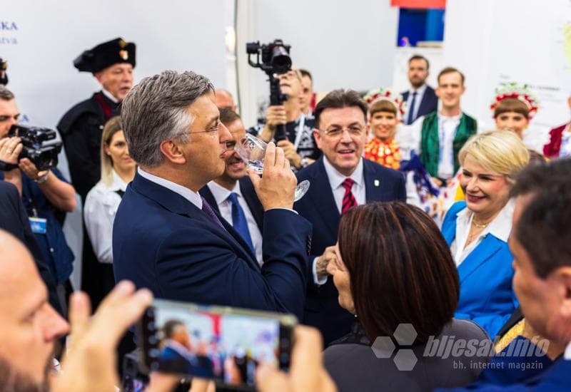 Ilustracija članka: HDZ i DP dogovorili vladu