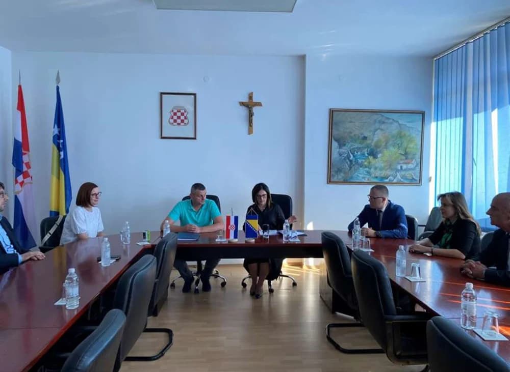 Ilustracija članka: Djelatnici osnovnih škola u ŽZH dobili povećanje plaća