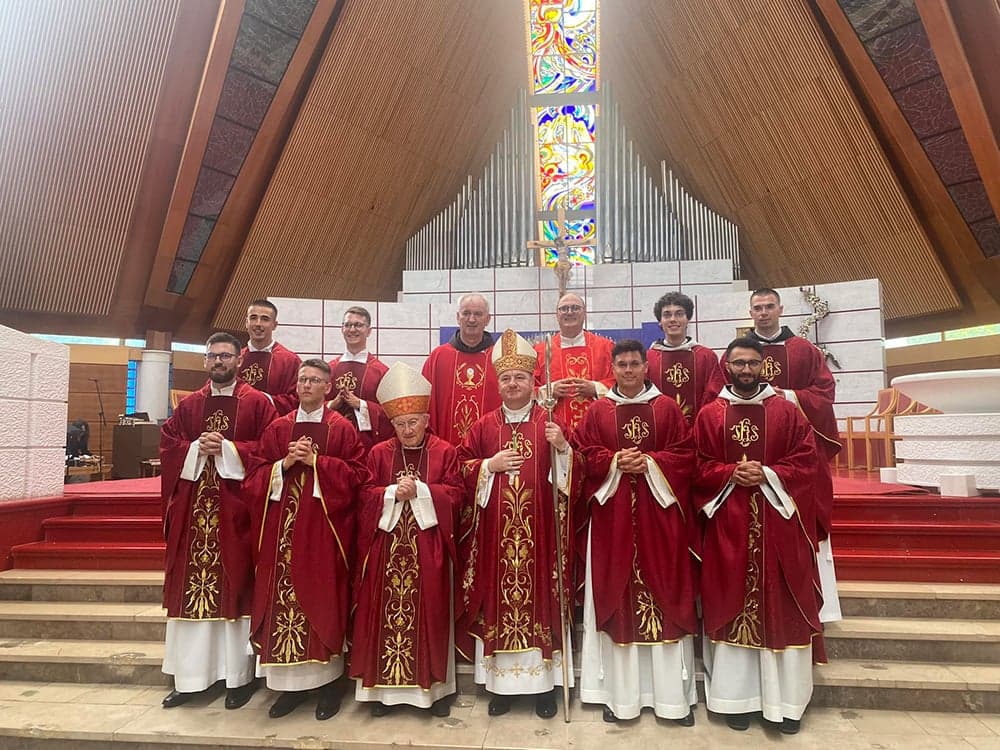 Ilustracija članka: Hercegovina bogatija za osam novih svećenika