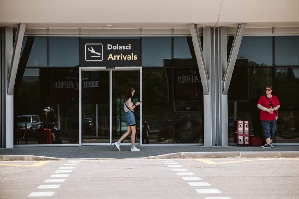 Ilustracija članka: Zračna luka Mostar objavila novi cjenik, evo koliko ćete platiti parking na aerodromu