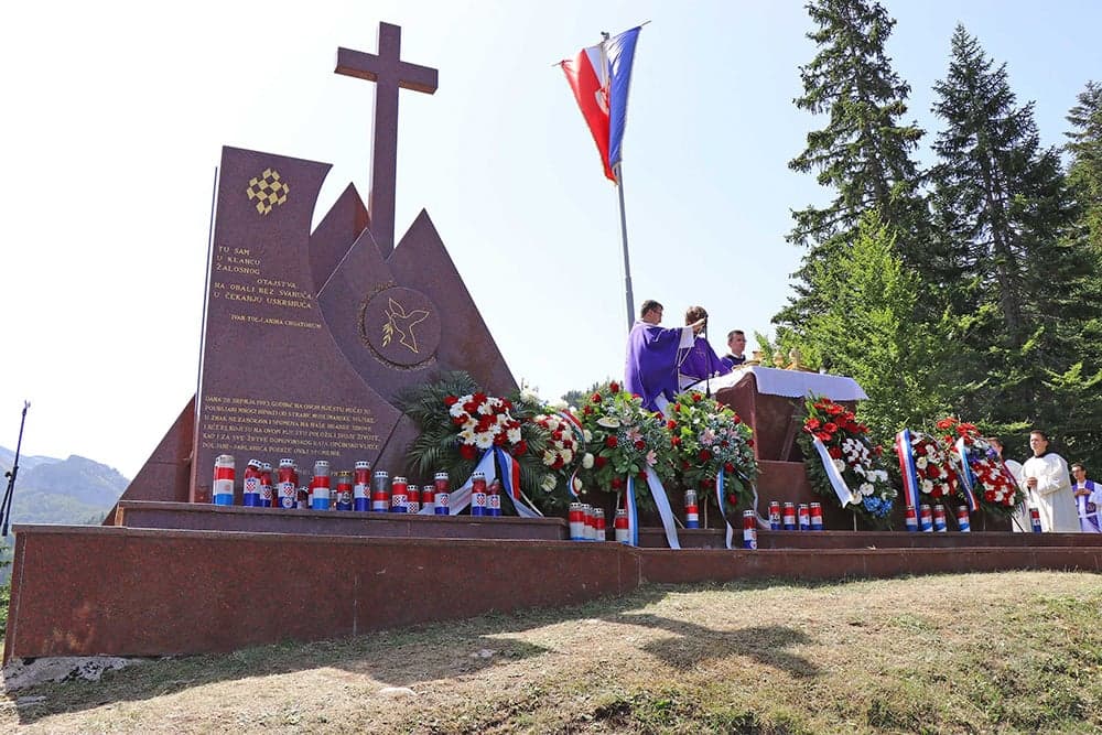 Ilustracija članka: Obilježavanje 31. obljetnice zločina na Stipića livadi