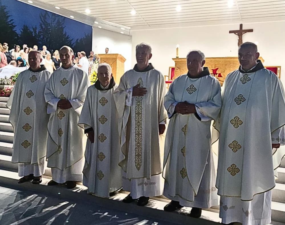 Ilustracija članka: Petorica hercegovačkih franjevaca proslavili svećeničke jubileje na Humcu