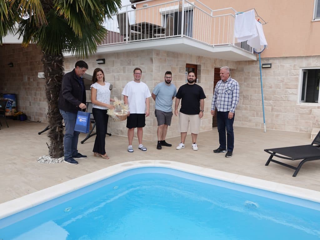 Ilustracija članka: Ostvareno 150 000 noćenja u Imotskoj krajini, nagrađen Kristian iz Njemačke