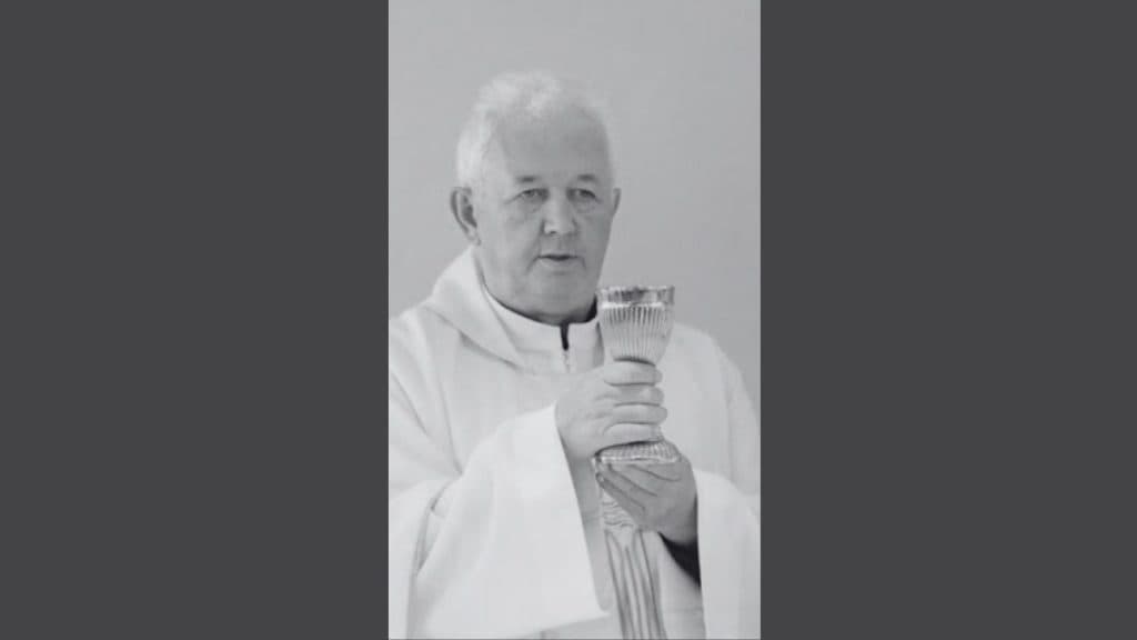 Ilustracija članka: Preminuo župnik župe Ledinac don Ivan Kordić