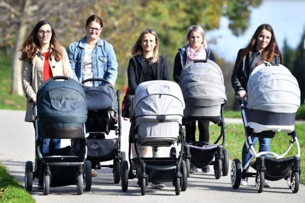 Ilustracija članka: Majkama s četvero i više djece dati primanja i pravo na mirovinu u FBiH, bez obzira na to jesu li zaposlene