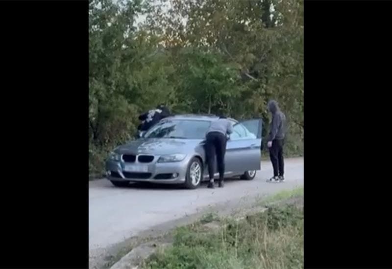 Široki Brijeg: Maskirane osobe ih presrele i napale palicama (VIDEO)