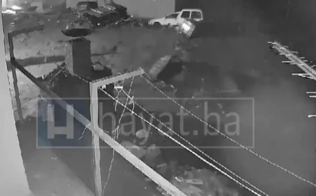 Ilustracija članka: VIDEO:  Objavljena jeziva snimka bujice u Donjoj Jablanici tijekom kobne noći