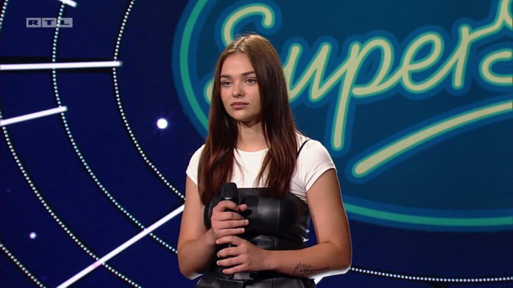 Ilustracija članka: Klara iz Širokog Brijega emocijom i talentom osvojila žiri Superstara