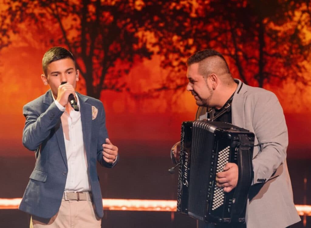 Ilustracija članka: 12-godišnji Adi iz Čapljine prošao u finale Supertalenta