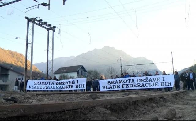 Ilustracija članka: Donja Jablanica ljuta na sve razine vlasti, jedino im humanitarne organizacije nude pomoć