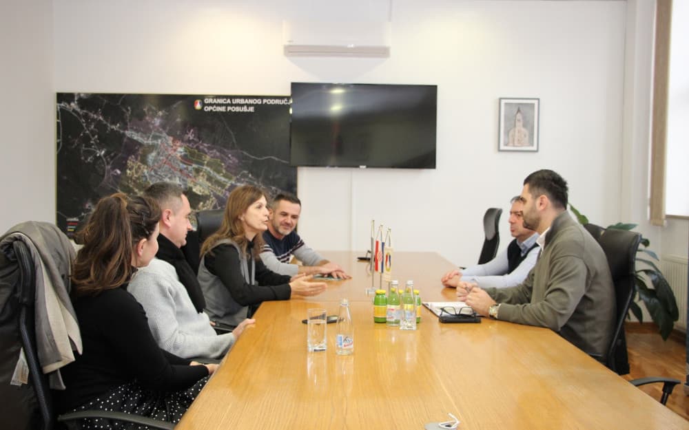 Ilustracija članka: Nove mjere za sigurnost u školama Posušja: Evidencija ulazaka i ažuriranje kućnog reda