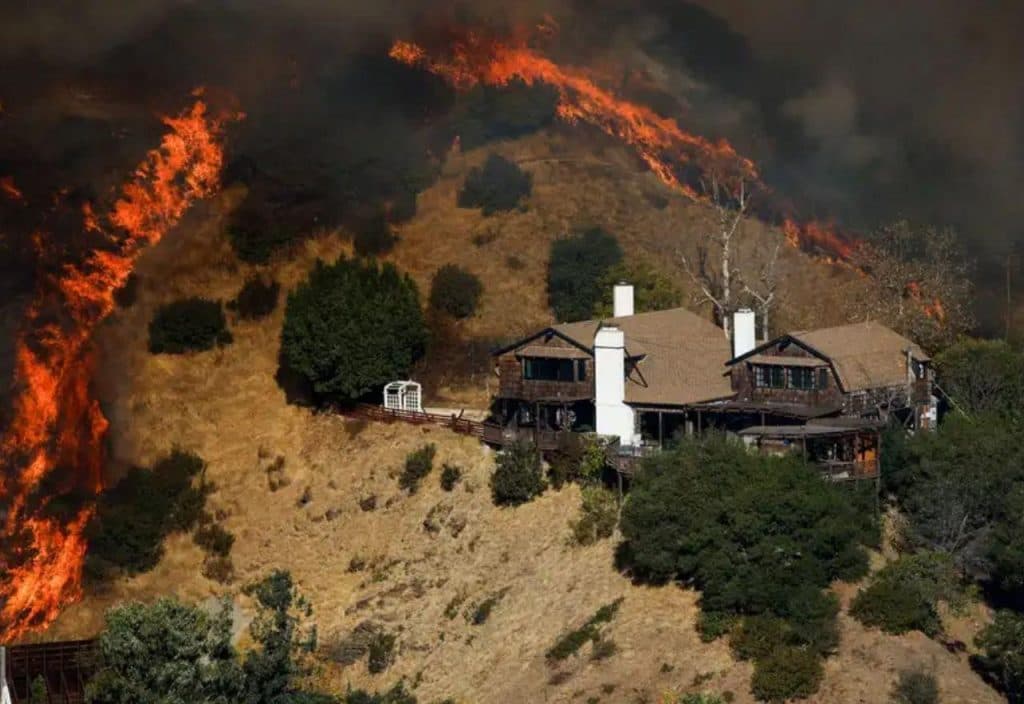 Ilustracija članka: Vlada FBiH ponudila pomoć Americi zbog požara u Los Angelesu
