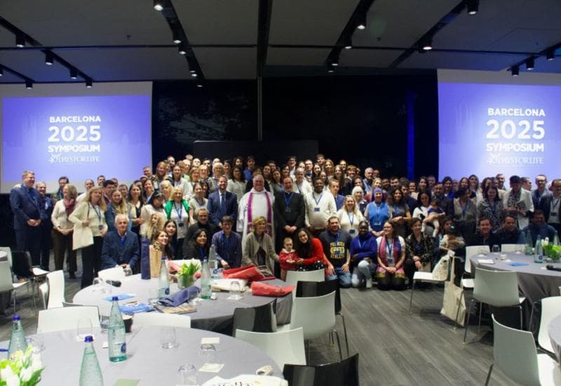 Ilustracija članka: Međunarodna inicijativa “40 dana za život” ispred SKB Mostar