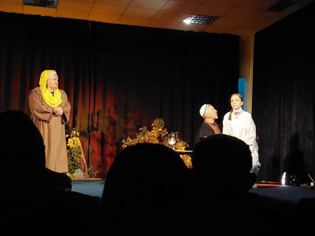 Ilustracija članka: NAJAVA: Kazališna predstava “Veronikin rubac”